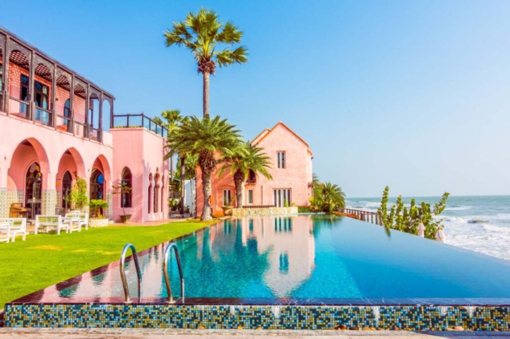 Insider Tips for Finding Luxury Villas in Ibiza